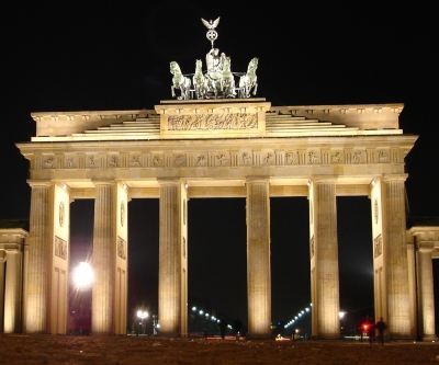 Das_Brandenburger_Tor_in_Berlin.jpg