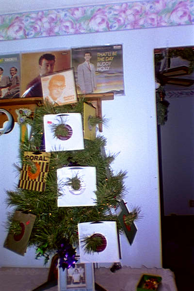 BUDDY_HOLLY_AND_THE_CRICKETS_CHRISTMAS_TREE