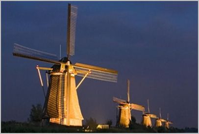 Windmills_in_the_Netherlands.jpg