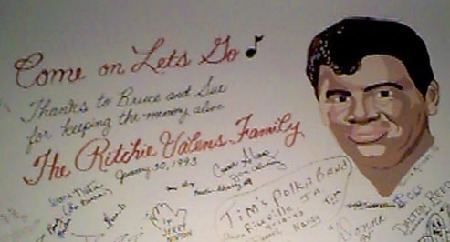 RITCHIE_VALENS_Family_SURF.jpg